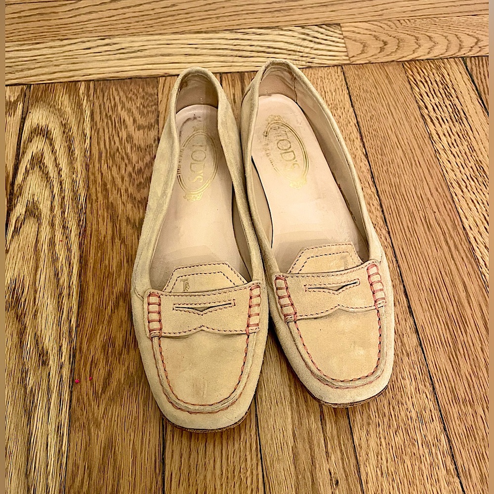 Tod’s loafers